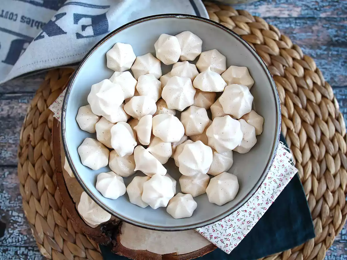 Vegane Meringues mit Aquafaba - foto 2