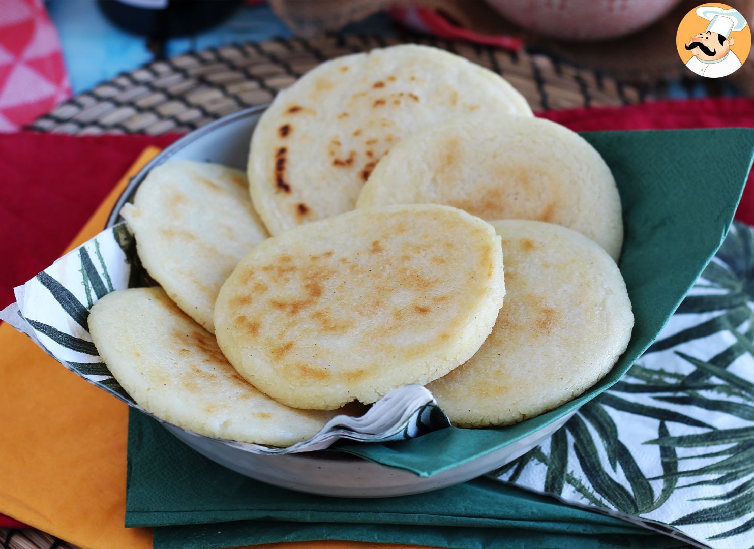 Venezolanische arepas, glutenfreie brötchen mit nur 3 zutaten - Rezept ...