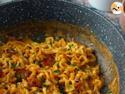 Wie kocht man Buldak-Nudeln mit Carbonara-Geschmack? Das beste Rezept! - foto 7