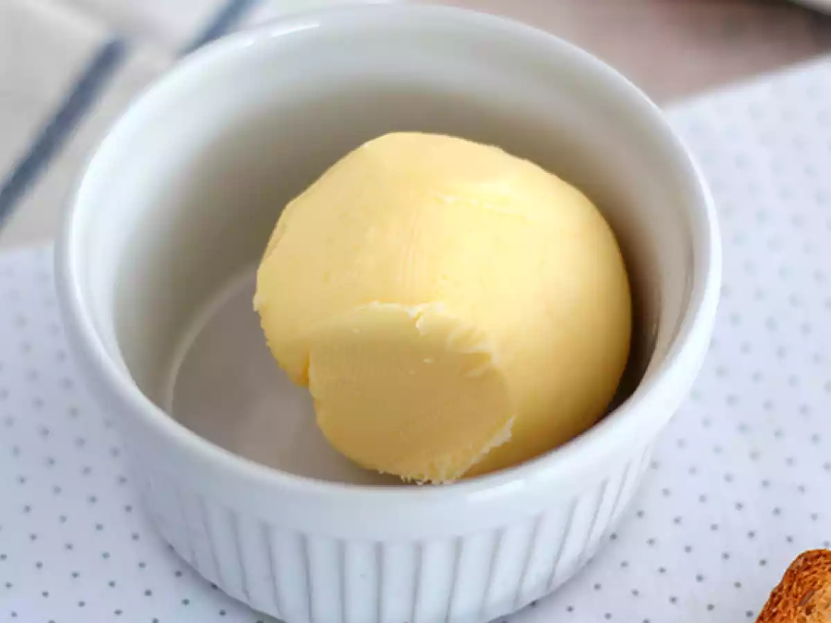 Wie macht man selbstgemachte Butter? - foto 4