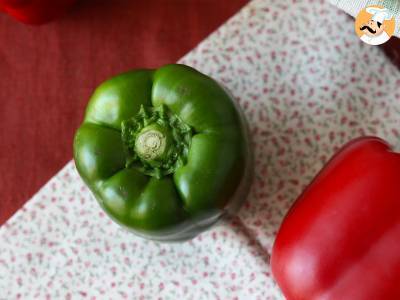 Wie man Paprika in der Mikrowelle häutet