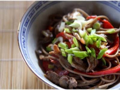 Yakisoba mit Rindfleisch