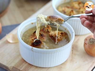 Zwiebelsuppe, ein Klassiker - foto 3